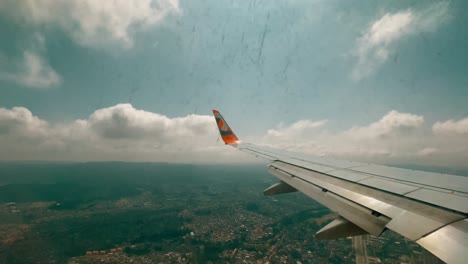 Vista-Desde-La-Ventana-Del-Avión-En-Brasil