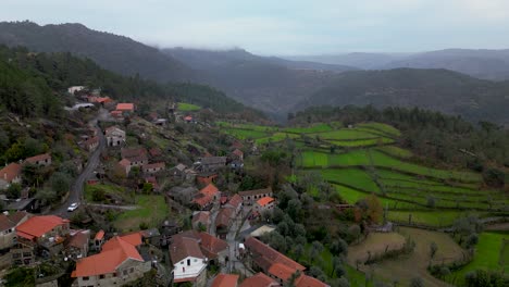 Aerial-establishing-shot-of-Ermida-Village-in-the-Peneda-Gerês-National-park,-Portuguese-village