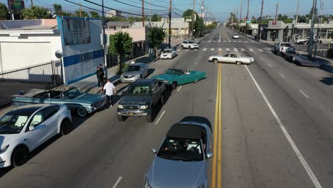 Lowrider-Event-Erobert-Die-Straßen