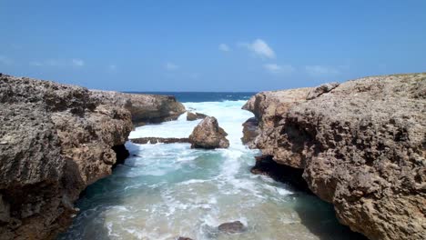 aerial-push-in-through-coral-along-Aruba-Coastline