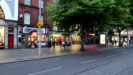 Calle-O&#39;Connell-Durante-La-Noche-En-Dublín,-Irlanda