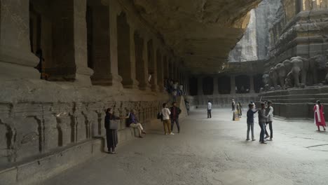 Interiors-of-Kailasa-Temple,-Ellora-caves