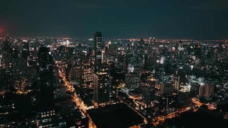 Aerial-shots-of-Bangkok,-a-modern-metropolis-with-skyscrapers