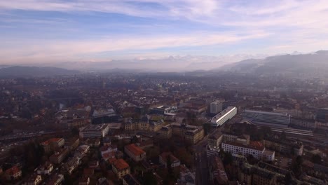 Aerial-Shot-of-the-city-of-Bern,-Switzerland