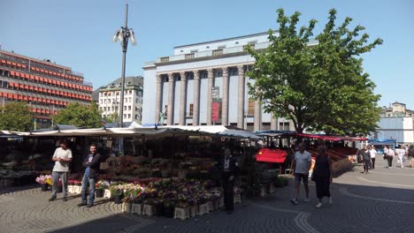 Town-square-Hötorget-in-Stockholm,-Sweden