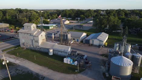 Old-grain-silos-in-small-township-of-Clare,-near-old-railway-station,-aerial-view