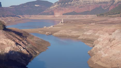 El-Pantano-De-Sau-Se-Queda-Sin-Agua-Por-Los-Problemas-De-Extrema-Sequedad-Y-Falta-De-Lluvias