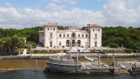 Vizcaya-Villa,-Museum-and-Gardens