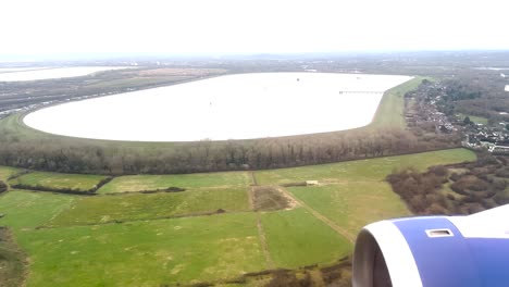 Aterrizando-En-El-Aeropuerto-De-Heathrow-Con-Aviones-De-British-Airways.