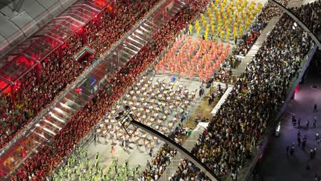 Paseo-De-Samba-En-Sao-Paulo-Brasil