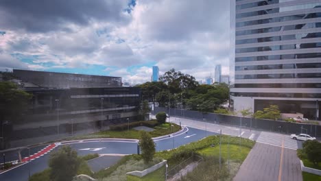 entrance-to-a-commercial-building-in-São-Paulo-wide-algle