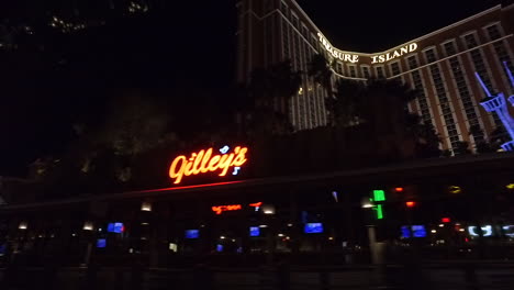 Treasure-Island-Hotel---Casino-and-Quilley's-Saloon,-Las-Vegas,-Nevada-USA