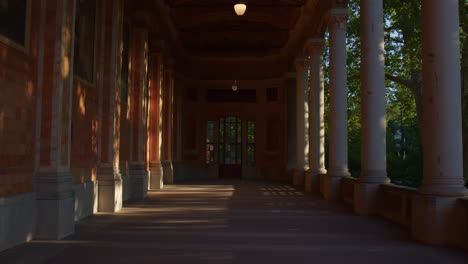 Trinkhalle-Colonnade,-Kurhaus-Spa-Complex-In-Baden-baden,-Germany