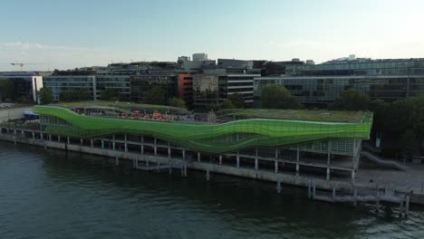 Cité-De-La-Mode-Et-Du-Design-O-Ciudad-De-La-Moda-Y-El-Diseño,-Quai-D&#39;austerlitz,-París-En-Francia