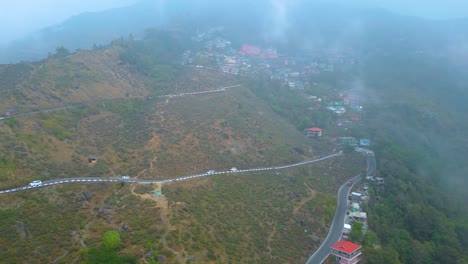 Darjeeling-Landschaft-Teegarten-Und-Batasia-Loop-Darjeeling-Luftaufnahme-Und-Spielzeugeisenbahn-Darjeeling