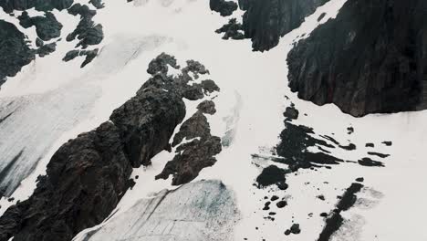 Glaciar-Vinciguerra-Glacier-Mountains-In-Ushuaia,-Tierra-Del-Fuego-Province,-Argentina