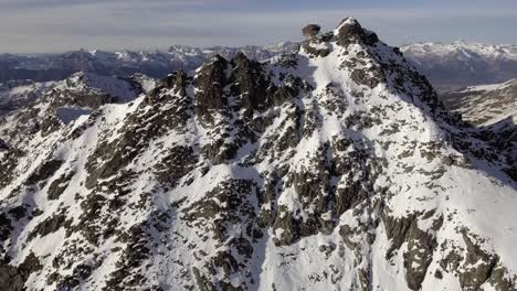 Antena-Del-Paisaje-Montañoso-En-Verbier,-Suiza.