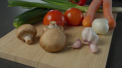 Cocinar-Verduras-En-La-Cocina-Casera