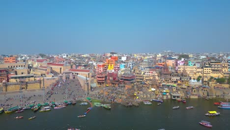 Luftaufnahme-Von-Dashashwamedh-Ghat,-Kashi-Vishwanath-Tempel-Und-Manikarnika-Ghat-Manikarnika-Mahashamshan-Ghat-Varanasi-Indien