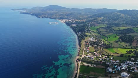 Aerial-view-of-the-amazing-Paliouri-Bay-in-Chalkidiki,-Greece