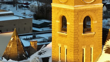 Sunset-Light-In-Clocktower-On-Washington-County-Courthouse-In-Fayetteville-Arkansas,-USA