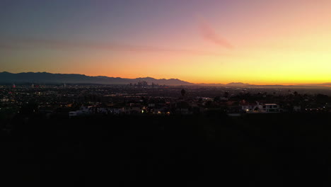 Sonnenaufgang-über-Dem-Wohngebiet-Von-Los-Angeles