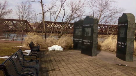 Right-pan-wide-angle-footage-of-United-States-War-Monuments