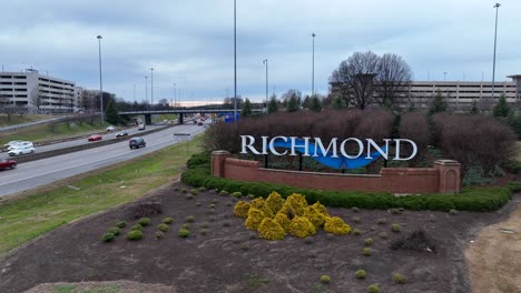 Richmond-Willkommensschild-Entlang-Der-I95