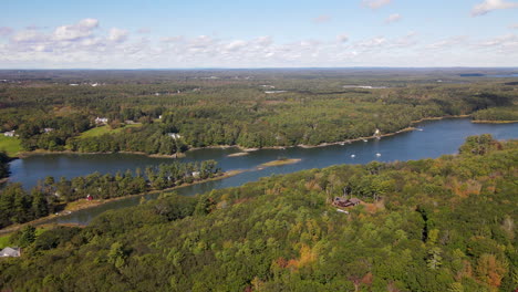 Drone-ascent-showing-the-River-Phippsburg