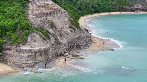 Malerische-Klippen-In-Porto-Seguro,-Bahia,-Brasilien