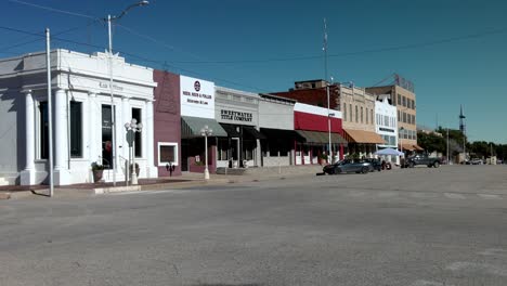 Centro-De-Sweetwater,-Texas,-Con-Vídeo-Panorámico-De-Izquierda-A-Derecha.