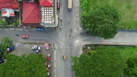 Downtown-Traffic-in-Virac,-Catanduanes-Top-Down-View
