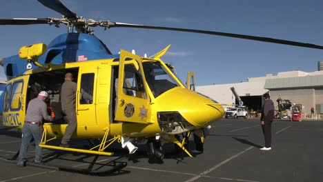 Bell-412-Se-Prepara-Para-El-Despegue