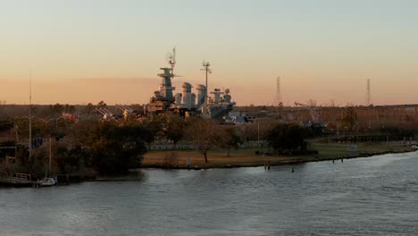 USS-North-Carolina-Schlachtschiff-Nationales-Historisches-Wahrzeichen-Breite-Luft