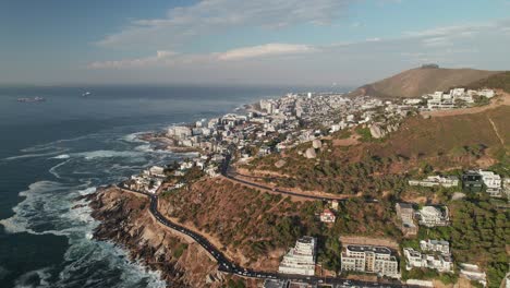 Seapoint-Cityscape-And-Bantry-Bay-Beach-In-Cape-Town,-South-Africa