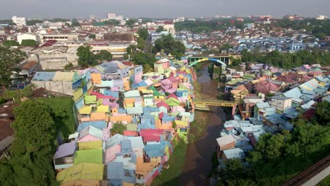 Controversial-Population,-Slum,-and-Poverty-Tourism-in-Indonesia:-Revamped-by-Colorful-Densely-Built-Structures-in-Malang,-East-Java