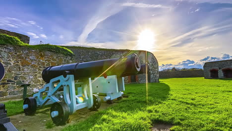 Castle-Cornet-Alte-Kanone-Zeitraffer-In-Guernsey,-Englische-Kanalinseln