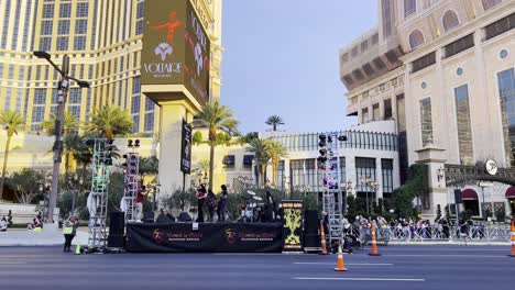 Toma-Del-Escenario-De-La-Banda-En-Las-Vegas-Boulevard-Durante-El-Maratón-De-Rock-And-Roll-De-Las-Vegas.