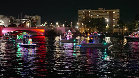 Festive-Christmas-Boat-Parade-in-Tampa,-Florida