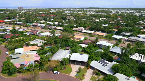 Aerial-drone-of-In-Land-Residential-Suburb-of-Leanyer-Darwin-Northern-Territory-Australia,-Panoramic-Orbit-Establish