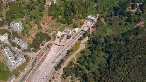 Aerial-View-of-Hillside-Homes-Over-Caldecott-Tunnel,-Oakland