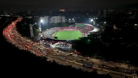 Estadio-De-Fútbol-En-Sao-Paulo-Brasil