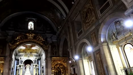 Panorámica-Hacia-La-Izquierda-Dentro-De-La-Iglesia-De-Santo-Antonio-Dos-Congregados.