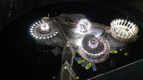 Salina-Turda-Salt-Mine,-a-Popular-Tourist-Attraction-in-Transylvania,-Romania