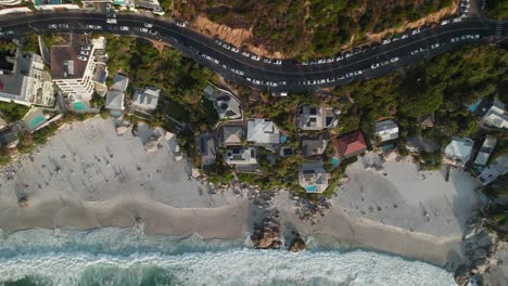 Oben-Ansicht-Von-Luxusgebäuden-Und-Villen-In-Clifton-2nd-Beach,-Kapstadt,-Südafrika