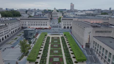Aerial-drone-panoramic-fly-above-Mons-des-Arts-Brussels-Belgium-Urban-park-Landmark,-government-buildings,-European-architecture,-establishing-shot