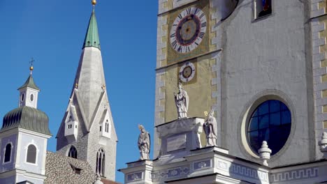 Der-Dom-In-Der-Stadt-Brixen,-Südtirol,-Italien