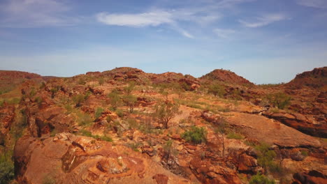 Australia-Occidental-Interior-Looma-Camballin-Kimberley-Paisaje-Rocas-Rojas-Zumbido-Aéreo-Tierra-Aborigen-Estación-Seca-Territorio-Del-Norte-Colinas-Lejanas-Debajo-Broome-Darwin-Fitzroy-Cruzando-Foque-Adelante