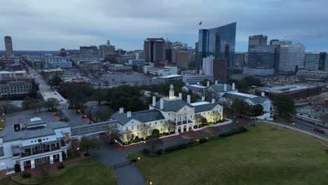 Aerial-rising-shot-showing-Cityscape-of-Richmond-at-dusk