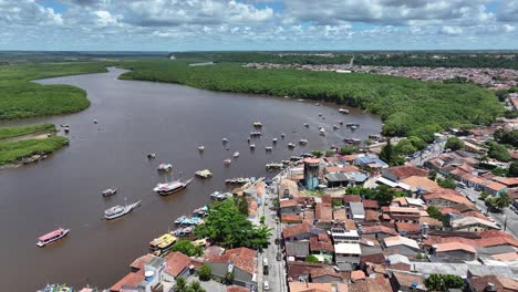 Fluss-Buranhem-Von-Porto-Seguro-Bahia-Brasilien
